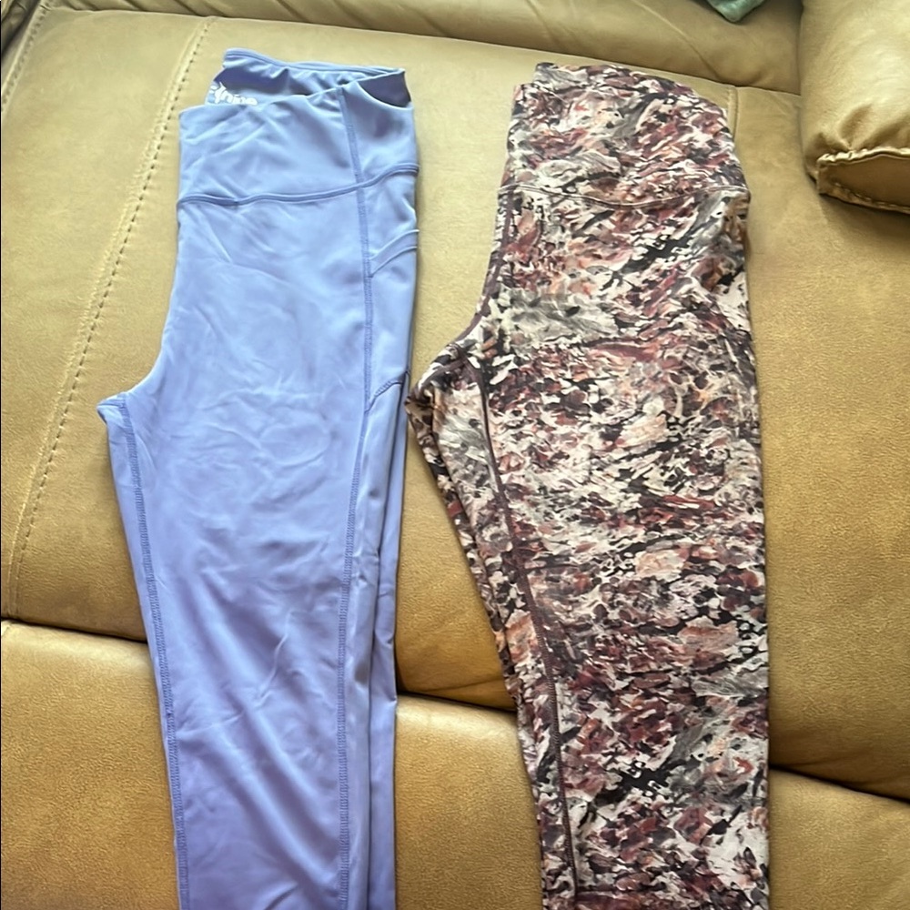 Stylish Women's Blue and Multicolor Leggings